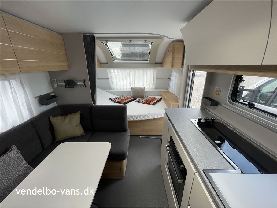 Adria Adora 673 PK Twin